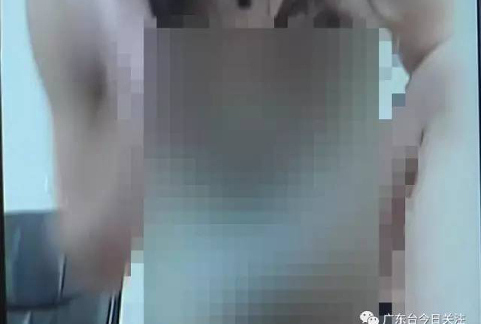 用性用品自慰，能看到女主播的，私隱部位和性器官